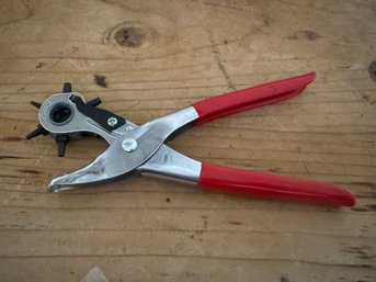 Revolving Leather Hole Punch Plier