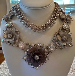 Stunning White House Black Market & Wide Gold Tone Pearl Crystal Chocker - J15