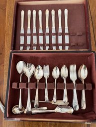 WM Rogers Flatware Set - D13