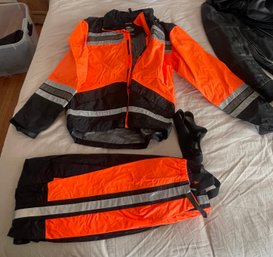 Harley Davidson Rain Suit - Size Medium