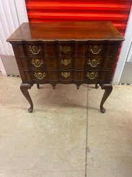 Henredon  3 Drawer Chest