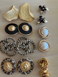 7 Pair Of Clip-on Earrings-J9