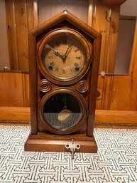 Signed Daniel Pratts Antique Wind-up Pendulum Mantle Clock With Key - B