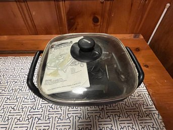 Kenmore Large Electric Skillet - B21