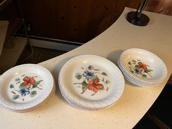 Mikasa Dish Ware Lot Of 13 - B31