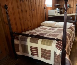 Antique Four Poster Full Bed With Quilt - B33