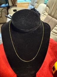 #132 14kt Gold Women's Necklace 2.2 Grams