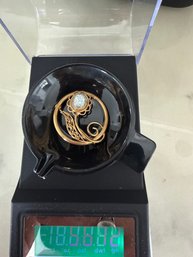 Group Of 14kt 5.6 Grams And  Gold Tone (anne Klein, Gloria Vanderbilt)  And 14kt Gold And Opal Brooches