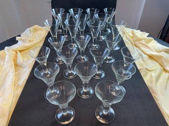 Exceptional Group Of Wine Red And White Glasses, Crystal Vintage! 23 Total