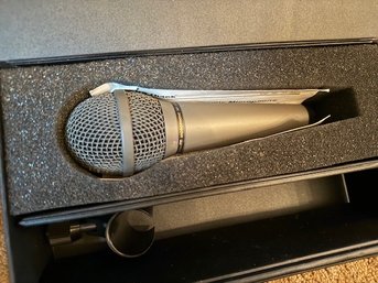 Unidirectional Dynamic Microphone Radio Shack