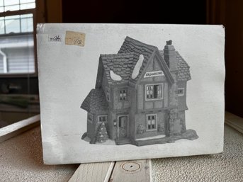 Dursley Manor Dickens' Village Series