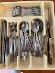 Service For 12 Some Less Cambridge Stainless Silverware Set Extra Knives