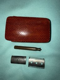 Mid Century Straight Razor In Travel Case