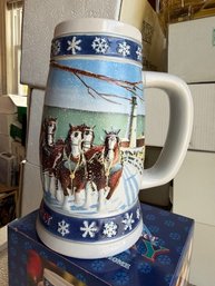 Lighting The Way Home 1995 Budweiser Holiday Stein