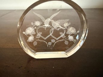 Etched Crystal Hearts And Doves Approx 3'