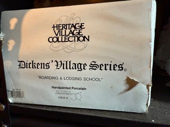 Dickens Village Series, Boarding And Lodging School Dept 56
