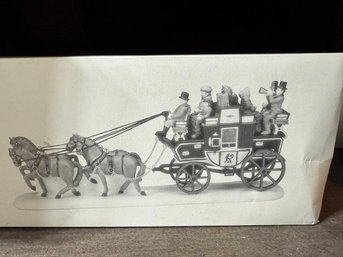 Heritage Village Collection Holiday Coach