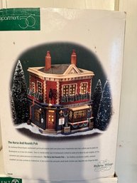 Dept 56 The Horse And Hounds Pub