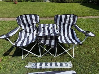 NIB Dura Picnic Set, Double Chair, Cooler And Umbrella