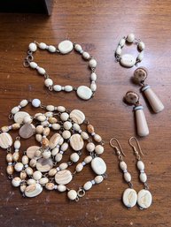 Retro Wood? Ceramic? Necklace Earrings And Bracelet