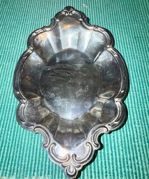 International Silver Scalloped Bowl