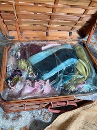 19 X 26 Mini Heriz Hook Rug In Vintage Basket With All Materials