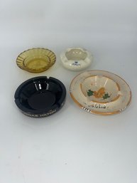 A Group Of 4 Vintage Ashtrays, VEGAS And Italy