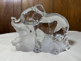 Made In Germany Lenox Crystal Elephant With Frosted Baby