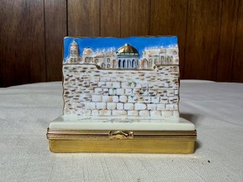 RARE~~ Limited Edition Hand Painted Limoges Box, Western Wall Signed 98/750