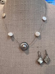 EXQUISITE SET OF STERLING SILVER SETTING ON NECKLACE AND EARRINGS