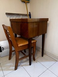 Vintage In Table Singer Sewing Machine And Chair Dynamic