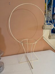 MCM White Metal Plant Stand