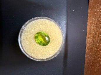 Arizona Peridot 3.5 Cts Oval