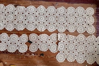 4 Piece Matched Set Of Crochet Table Doilies