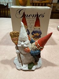 Jonathan Klaus Wickl 1994 Enesco Gnomes