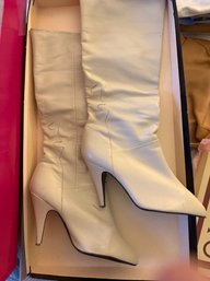 White Heeled Boots, Poppi, Size 6 M