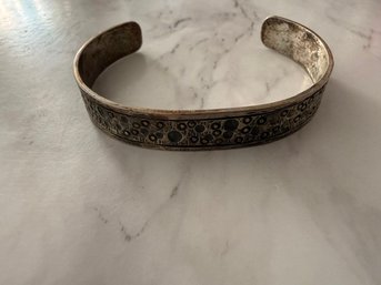 Vintage Native American, Arizona, Silver Hammered Bracelet