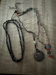 Medallion Necklaces, Beaded, Polished Black Stone 24'