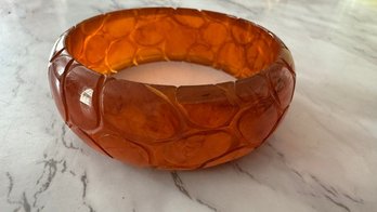 Tortoise/leopard Pattern Carved Bakelite Apple Juice Bracelet