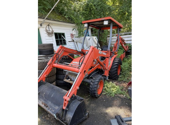 2000 KUBOTA B21 TRACTOR WITH BACKHOE