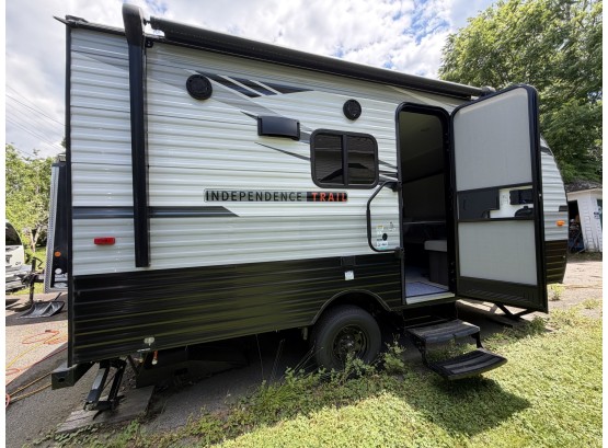 2022 FOREST RIVER INDEPENDENCE TRAIL TRAVEL CAMPER