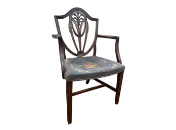 FEDERAL PERIOD SHIELD BACK MAHOGANY ARMCHAIR