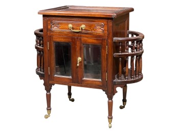 VICTORIAN MAHOGANY TEA/BAR CART