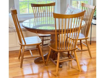 DUTCH CRAFTERS VERA MODERN (5) PIECE DINING SET
