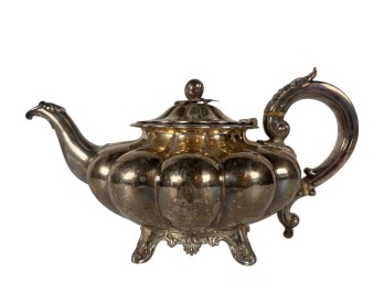 ENGLISH STERLING SILVER TEA POT