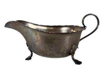 ENGLISH STERLING SILVER GRAVY BOAT