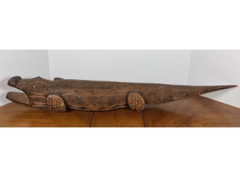 LARGE SIGNED LEO MARQUEZ CHIP CARVED LIZARD