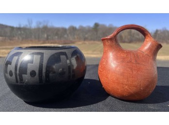 (2) PIECES OF SANTA CLARA PUEBLO POTTERY