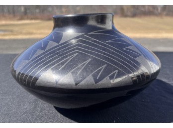 SIGNED JULIO SILVEIRA MATA ORTIZ POTTERY