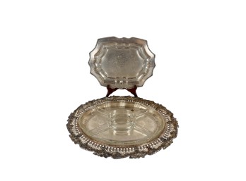 SILVER PLATED HORS D'OEUVRES TRAY AND PRESENTATION
